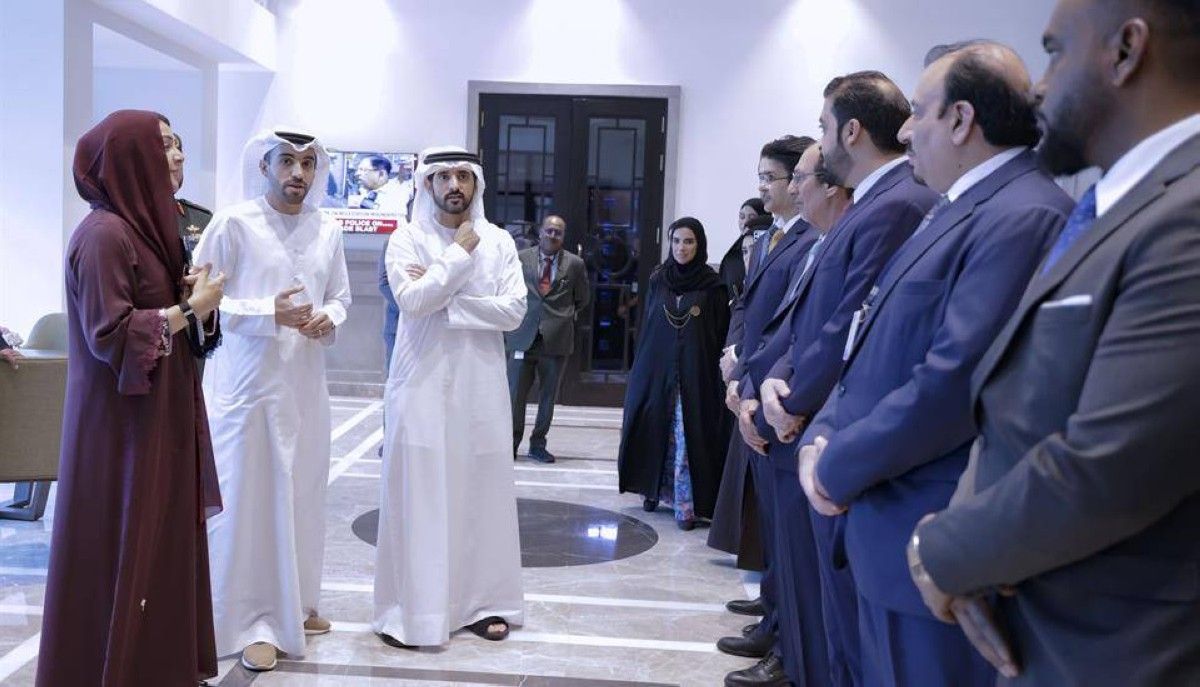 حمدان بن محمد يلتقي البعثة الدبلوماسية في الهند ويشيد بجهود الخارجية الإماراتية بقيادة عبدالله بن زايد