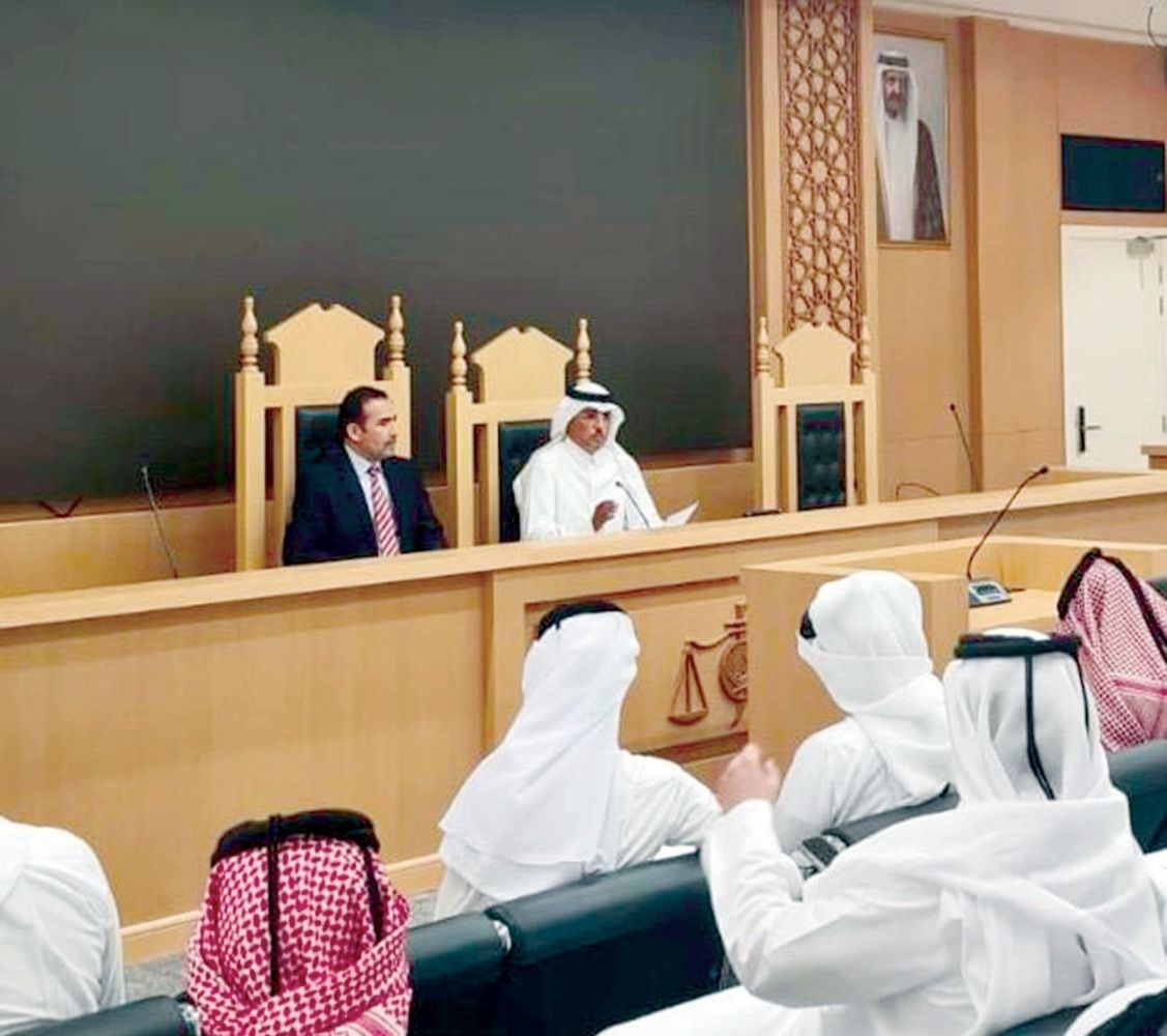 محاضرة بجامعة قطر تستعرض أخلاقيات وأسس المحاماة
