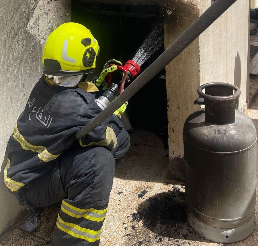 السيطرة على حريق شب في منزل بولاية ‎سناو