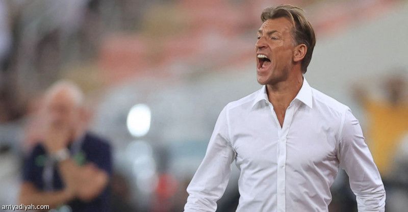 مجموعة الأخضر.. بطل وخصمان لا يعرفان الذهب