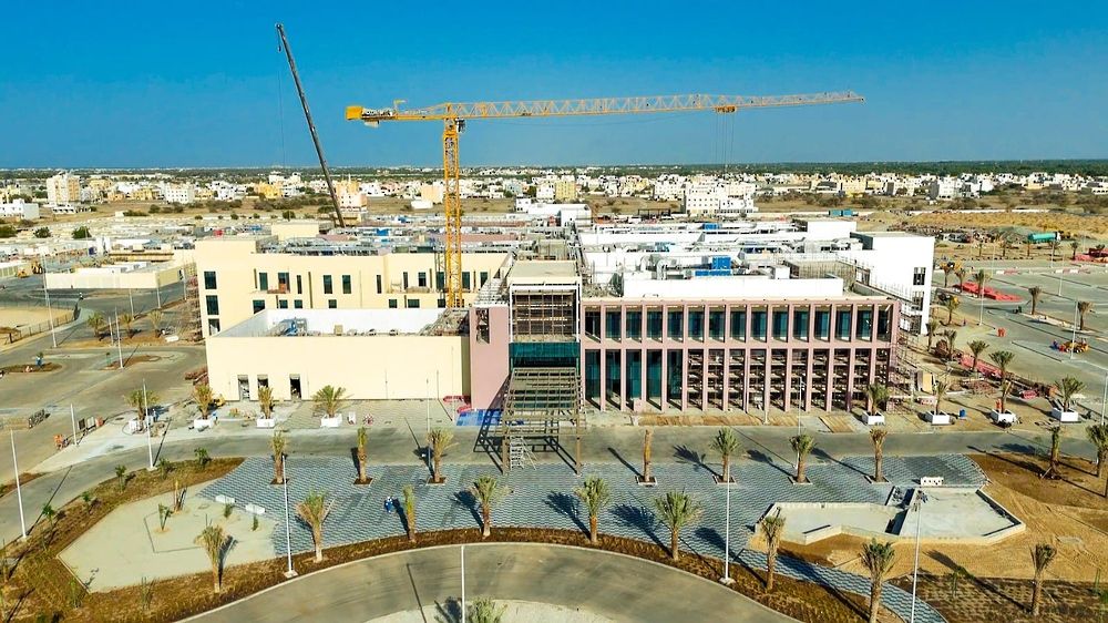 %82 نسبة الإنجاز في مستشفى السويق بتكلفة 75 مليون ريال عُماني
