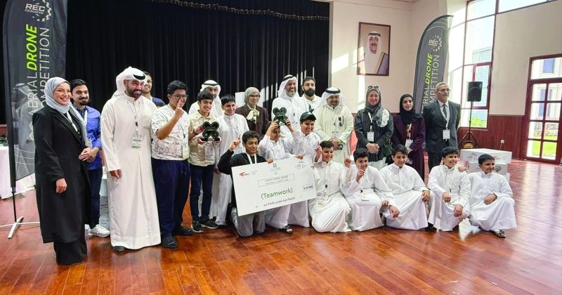 طلبة «صباح الأحمد للموهبة» خطفوا أغلب جوائز المسابقة الإقليمية لـ «درون»