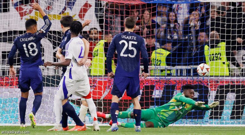 أخطاء ليون تُبعد أونانا عن «الشياطين»