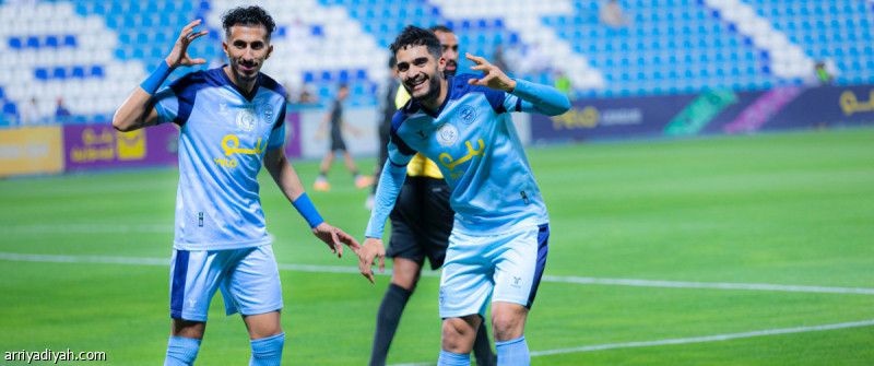 بثلاثية الطائي.. الباطن يبتعد عن الخطر