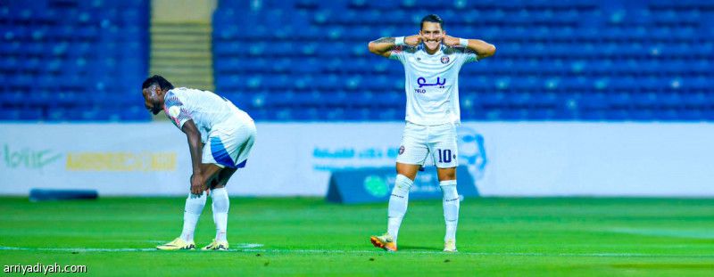 العدالة يحبط العين بثنائية ليما