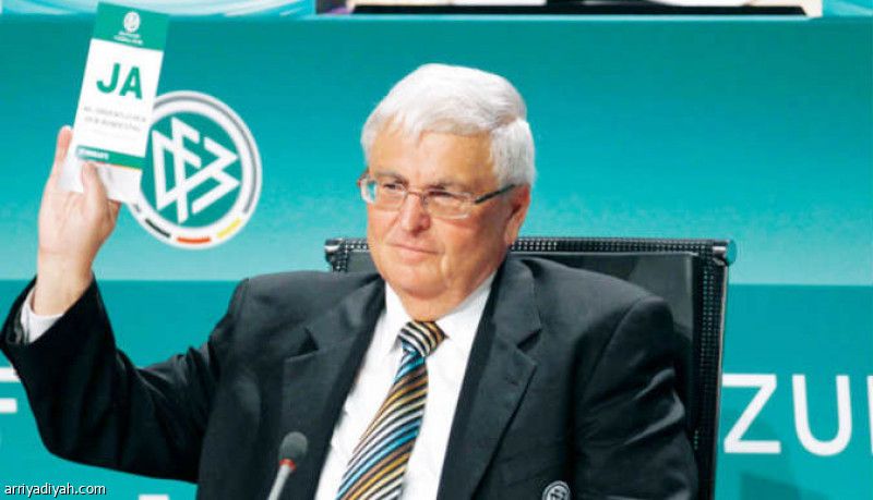 ثيو مُهاجما إنفانتينو: يتصرف كمدير سيرك