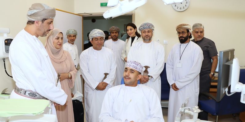 افتتاح مشروع التوسعة لعيادات الأسنان وجراحة الفم والوجه والفكين بمستشفى صحار