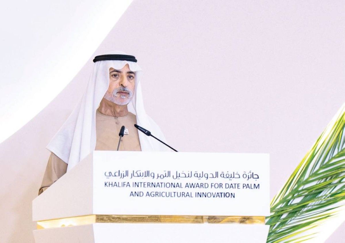 هزاع بن زايد شخصية العام لجائزة خليفة لنخيل التمر والابتكار الزراعي