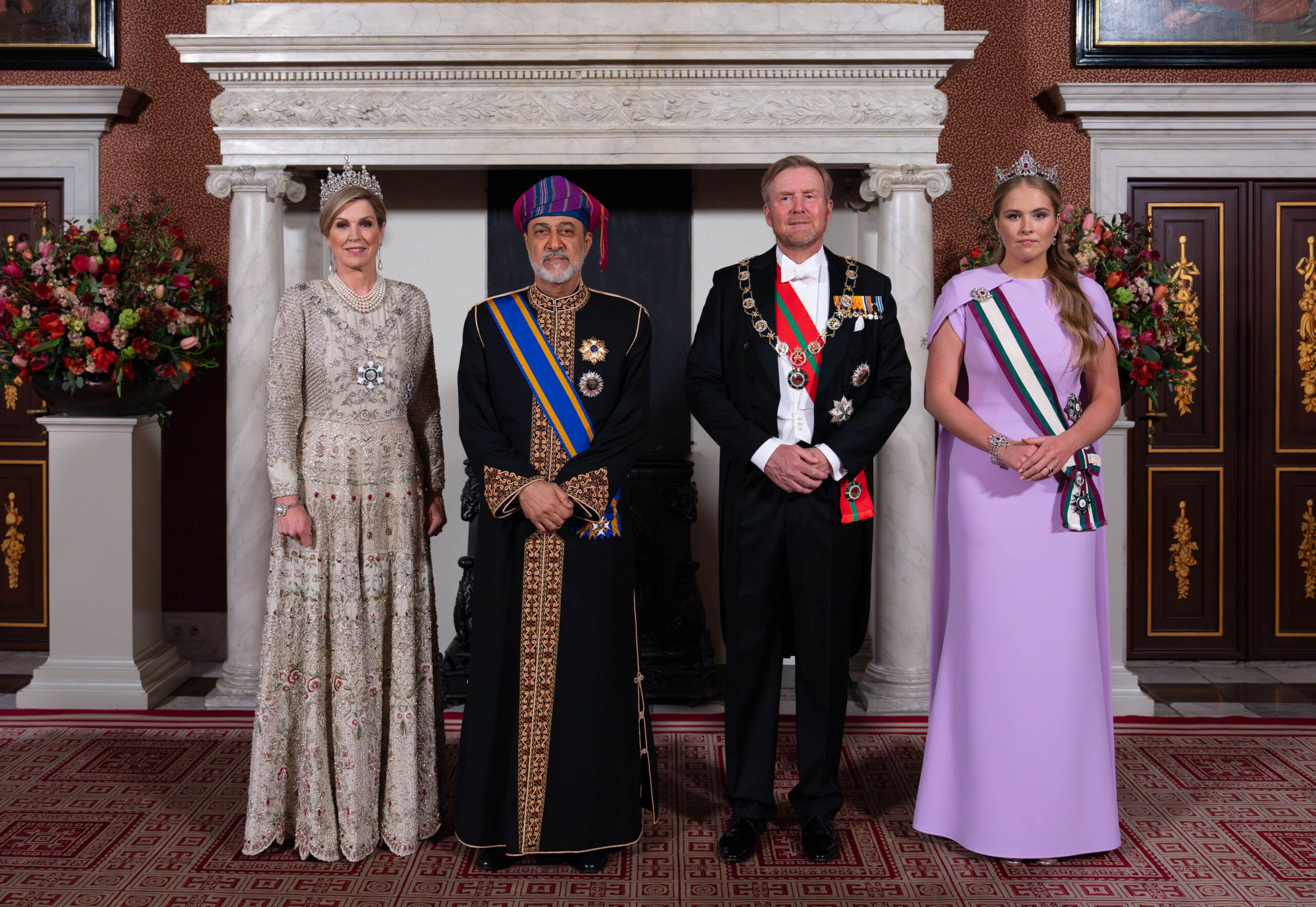 تكريماً لجلالة السلطان .. ملك هولندا يقيم مأدبة عشاء