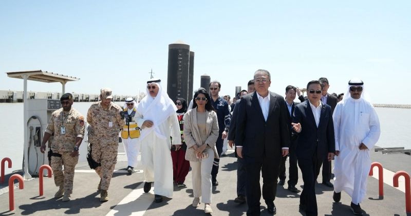 المشعان تتفقد «ميناء مبارك» برفقة نائب وزير النقل الصيني