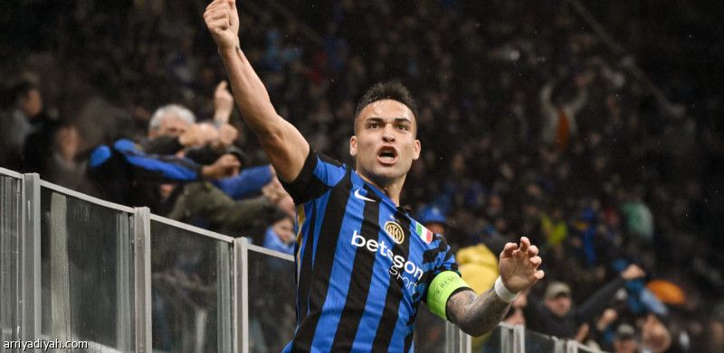 إنتر يزيح بايرن ويصعد إلى برشلونة