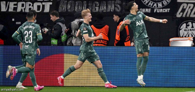 بجزائية سولانكي.. توتنام إلى المربع الذهبي