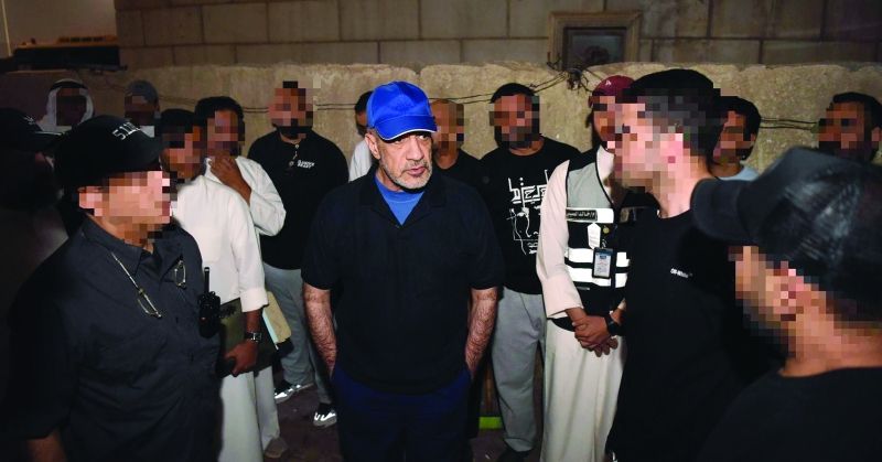 فهد اليوسف يقود الحملة الميدانية في جليب الشيوخ