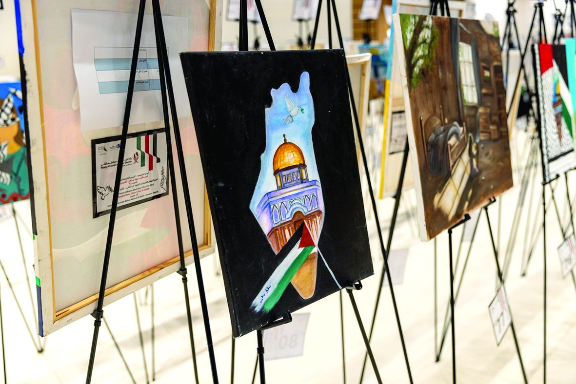 أتاح لطلاب مؤسسة قطر مساحة للتعبير عن مشاعرهم تجاه القضية.. لوحات فنية إبداعية للتضامن مع فلسطين