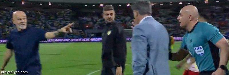 أمام حكم المونديال.. بيولي شكى إهدار الوقت