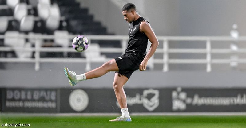 تيريم يخرج كمارا من قائمة الشباب