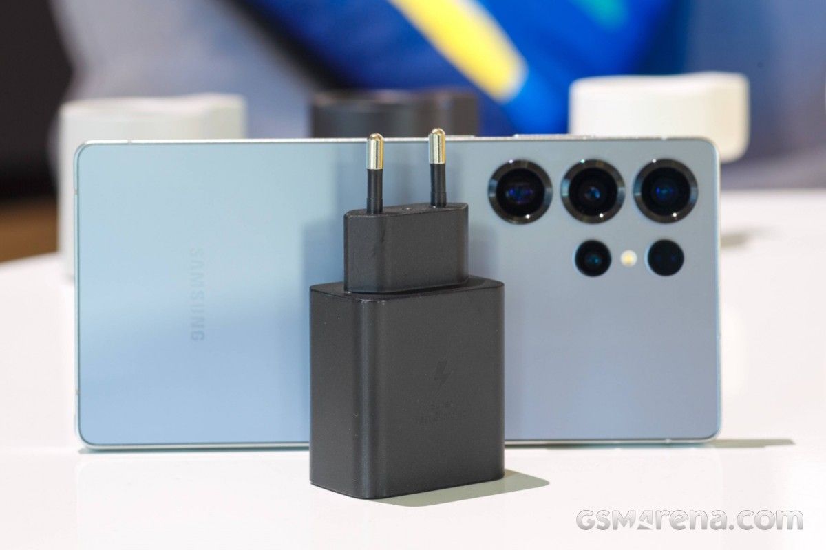 ملصقات تعريفية جديدة للهواتف الذكية والأجهزة اللوحية في هذا الموعد