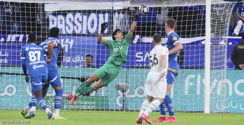 الشباب يفرض التعادل العاشر مع الهلال