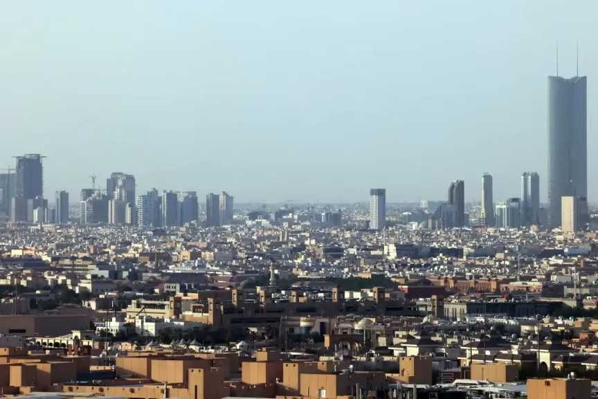 3 عقوبات مشددة تنتظر المتأخرين عن مغادرة السعودية بعد انتهاء تأشيراتهم