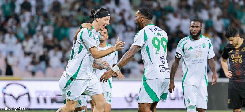 الأهلي يعمق جراح الوحدة بالثلاثية السادسة