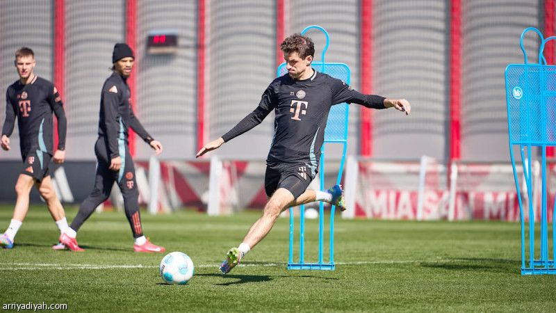 فيورنتينا يخطط على مولر