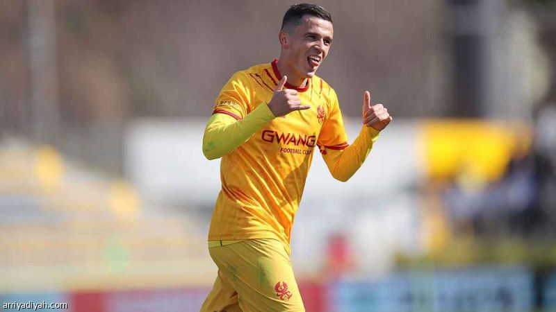 جوانغجو يواجه الهلاليين بـ 4 أجانب