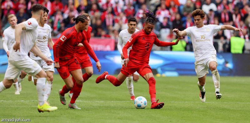 بايرن يكسب ماينز.. وفرحة اللقب تتأجل