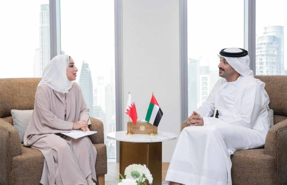 الإمارات والبحرين تناقشان تعزيز فرص التعاون في القطاع السياحي