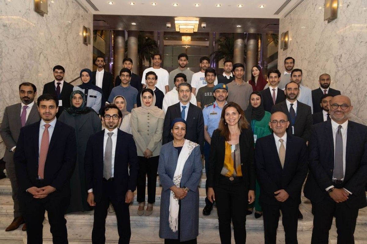 وزارة المالية تنظم جلسة توعية للطلبة الإماراتيين بواشنطن