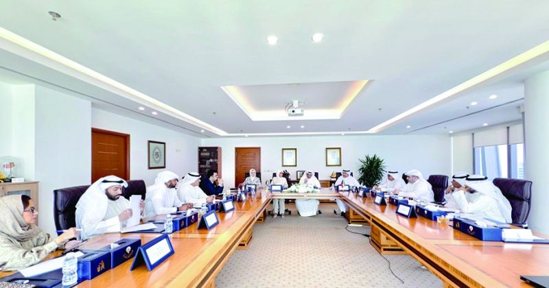 الوزير مترئساً الاجتماع