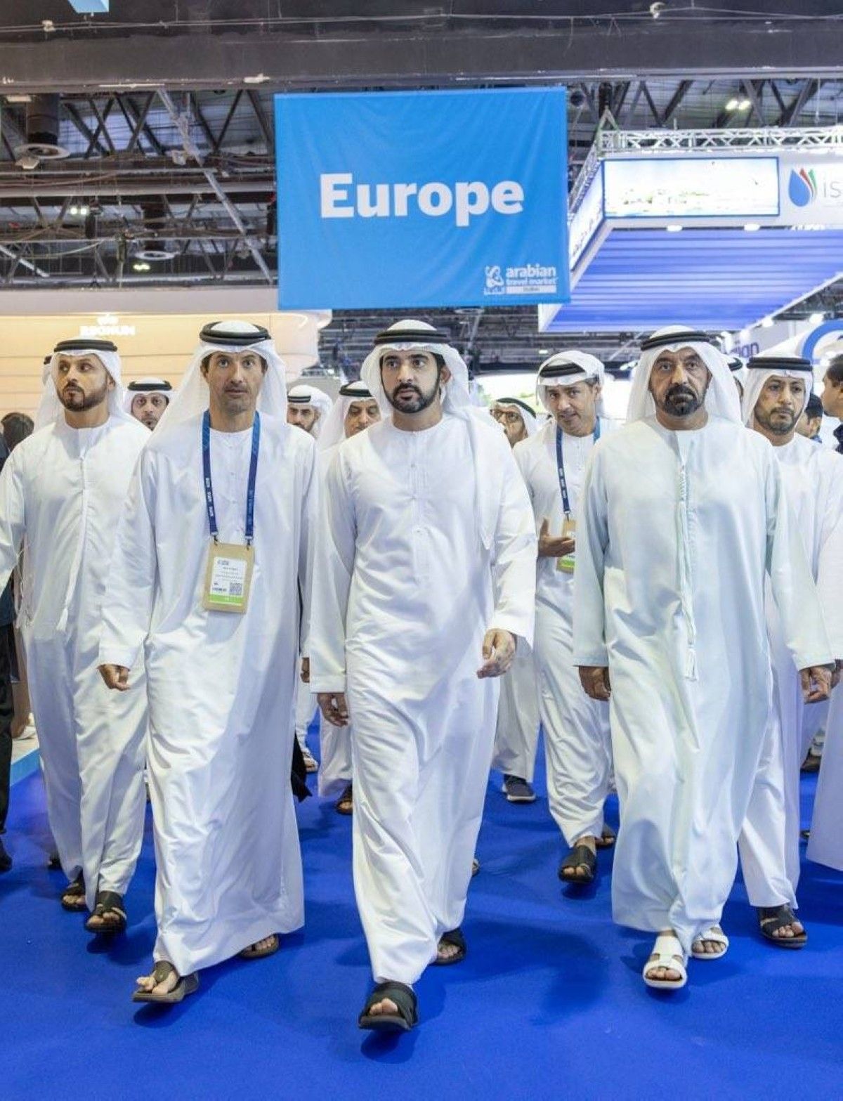 حمدان بن محمد: بتوجيهات القيادة الرشيدة.. الإمارات تواصل لعب دور ريادي في تشكيل مستقبل السفر والسياحة