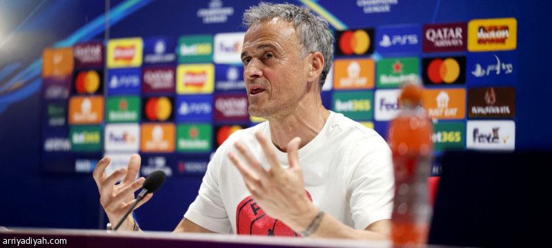 إنريكي: إدارة الضغوط مفتاح الفوز