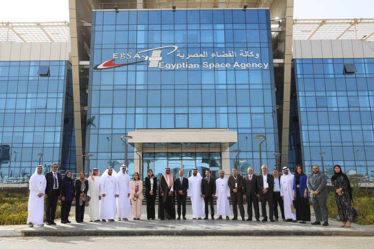 الإمارات ومصر توقعان مذكرة تفاهم لتعزيز التعاون في مجال الفضاء