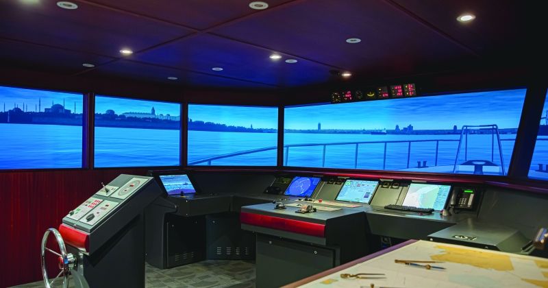 قسم العلوم البحرية بالجامعة يواصل إجراءاته لاعتماد برامجه التدريبية