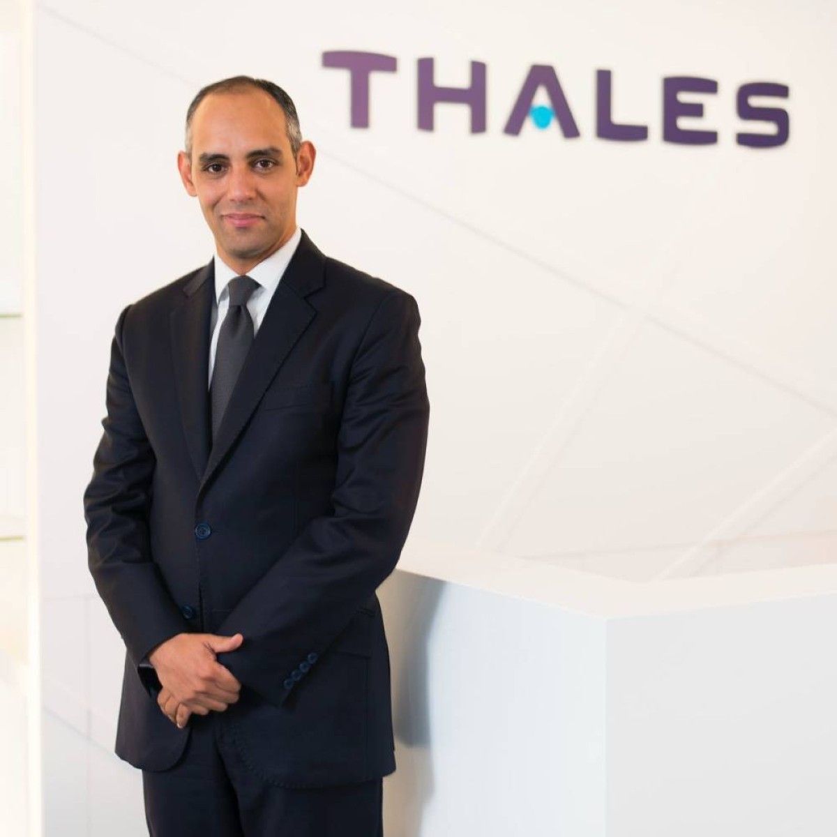 «تاليس» العالمية: الإمارات نجحت في إرساء معيار عالمي للحوكمة المعززة بالذكاء الاصطناعي