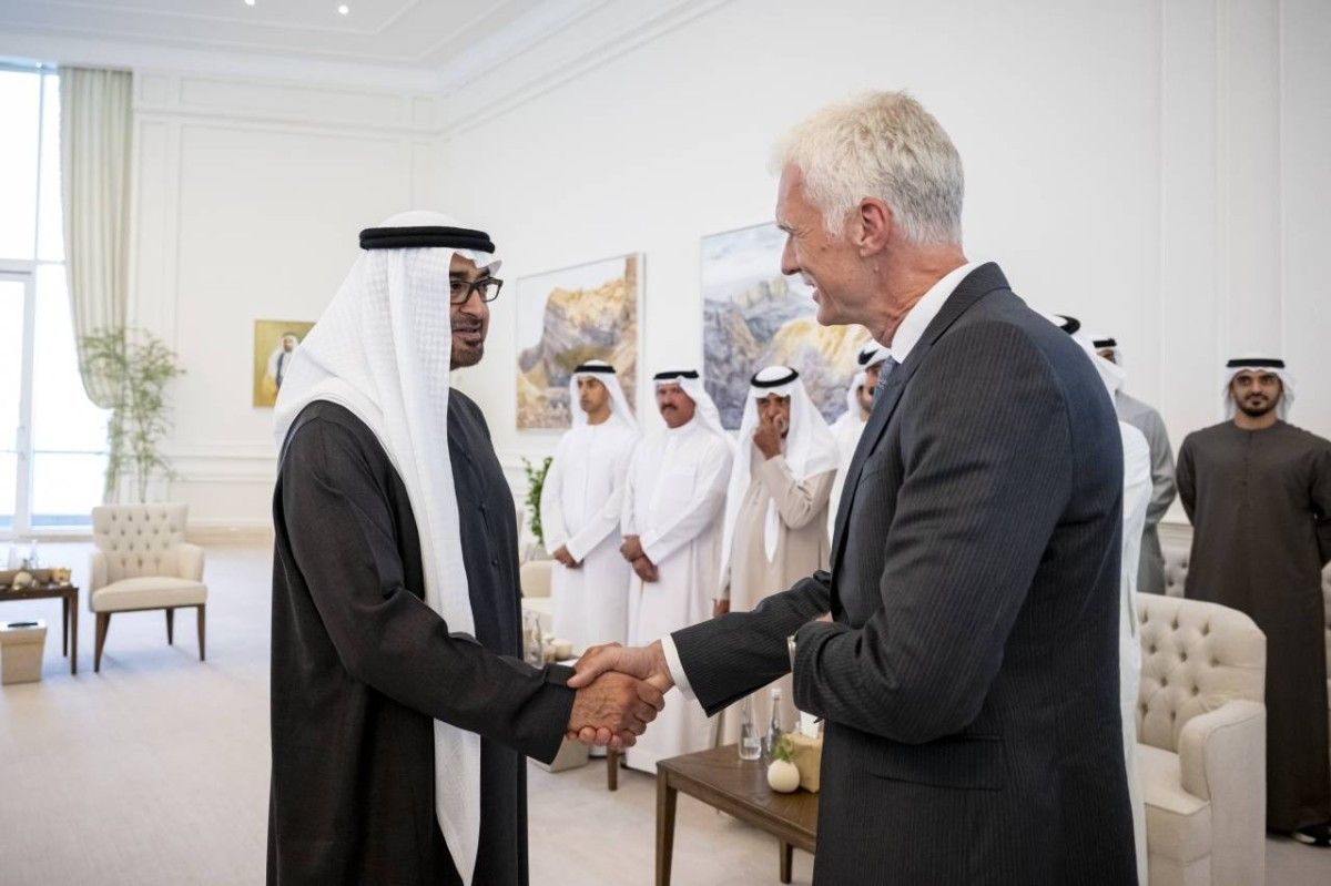 رئيس الدولة: تعاون أفراد المجتمع وإيجابيتهم جزء أساسي في إنجاح البرامج التنموية