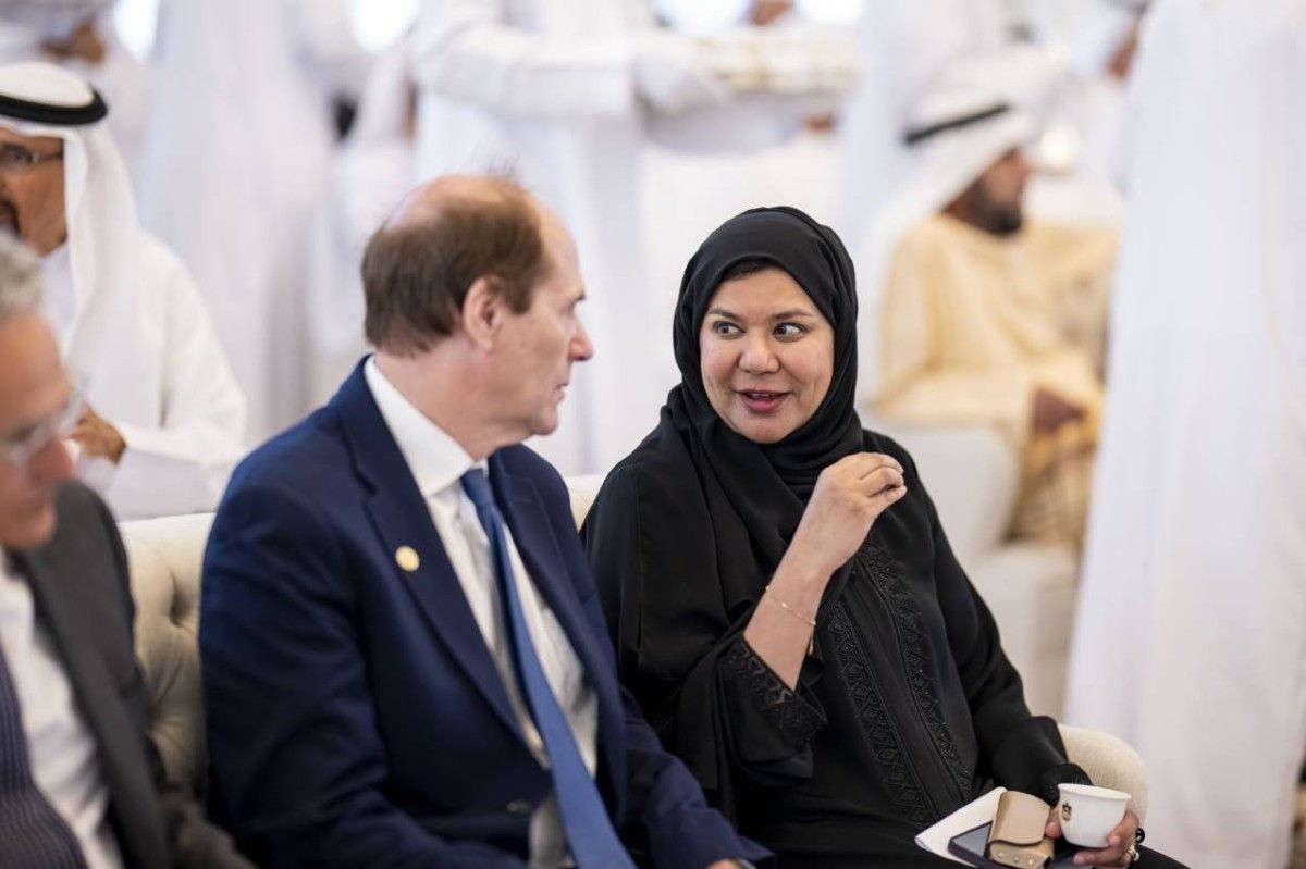 رئيس الدولة: تعاون أفراد المجتمع وإيجابيتهم جزء أساسي في إنجاح البرامج التنموية