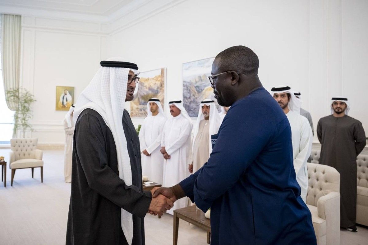 رئيس الدولة: تعاون أفراد المجتمع وإيجابيتهم جزء أساسي في إنجاح البرامج التنموية