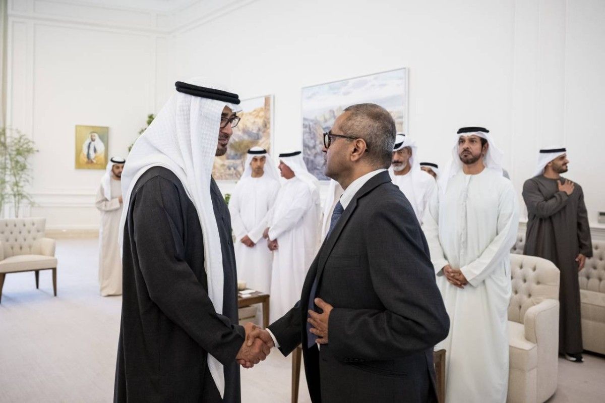 رئيس الدولة: تعاون أفراد المجتمع وإيجابيتهم جزء أساسي في إنجاح البرامج التنموية