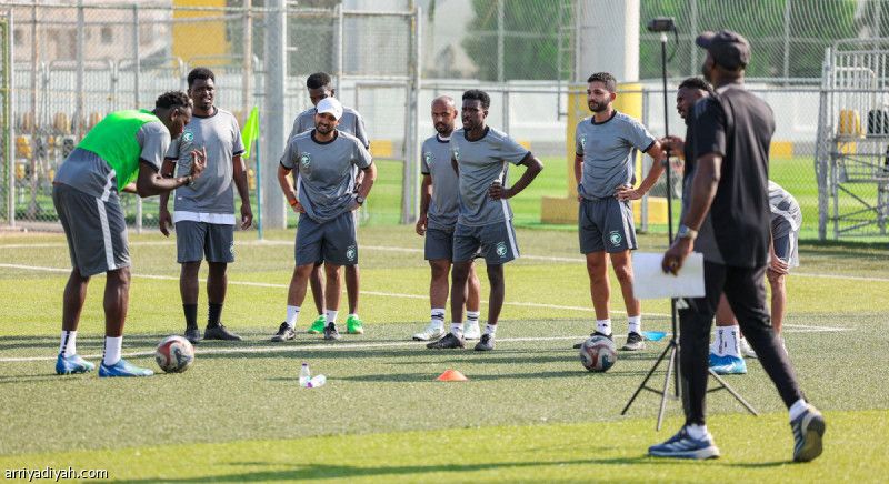 24 مدربا ينهون دورة «C» الآسيوية