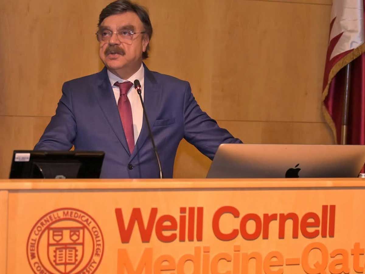 عميد وايل كورنيل للطب – قطر نواصل رفد القطاع الصحي بكفاءات طبية عالية التأهيل بتخريج 45 طالبا هذا العام