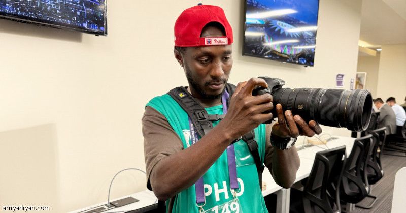 مصور غاني: أجواء الجمهور الأهلاوي خرافية