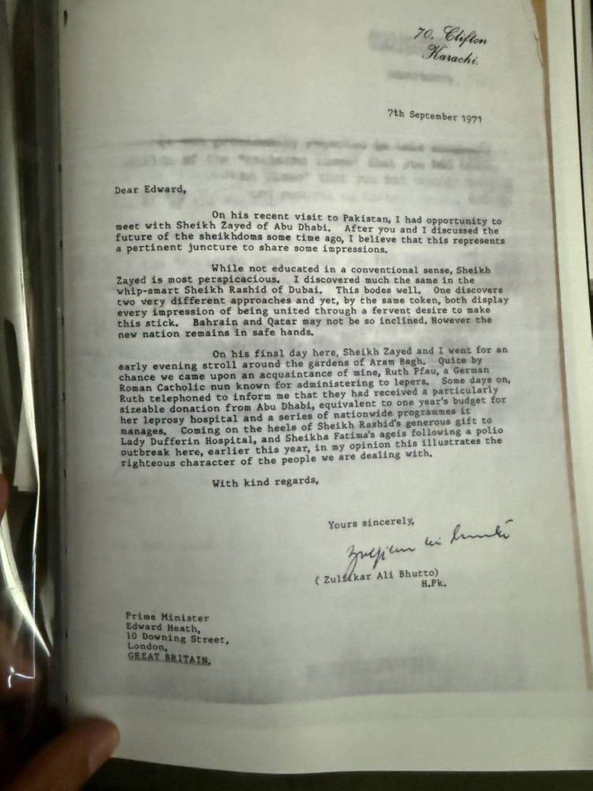 قرقاش: بذور الخير والإنسانية أثمرت شجرة وارفة الظلال اسمها الإمارات