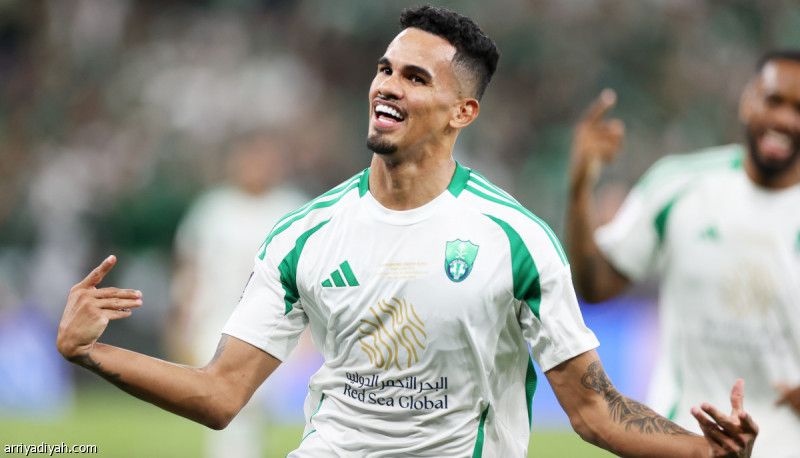 بأكبر عدد من الانتصارات.. الأهلي يفوق الأبطال السعوديين