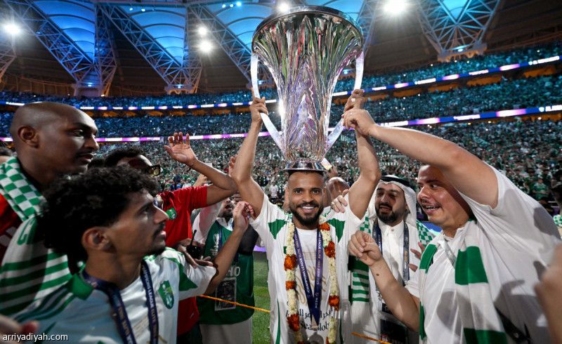 الأهلي المصري مهنئا بطل نخبة آسيا: شرفت العرب