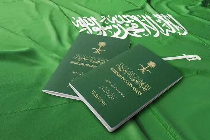 عاجل.. السعودية تفتح أبوابها للوافدين للحصول على تأشيرة العمل بدون كفيل