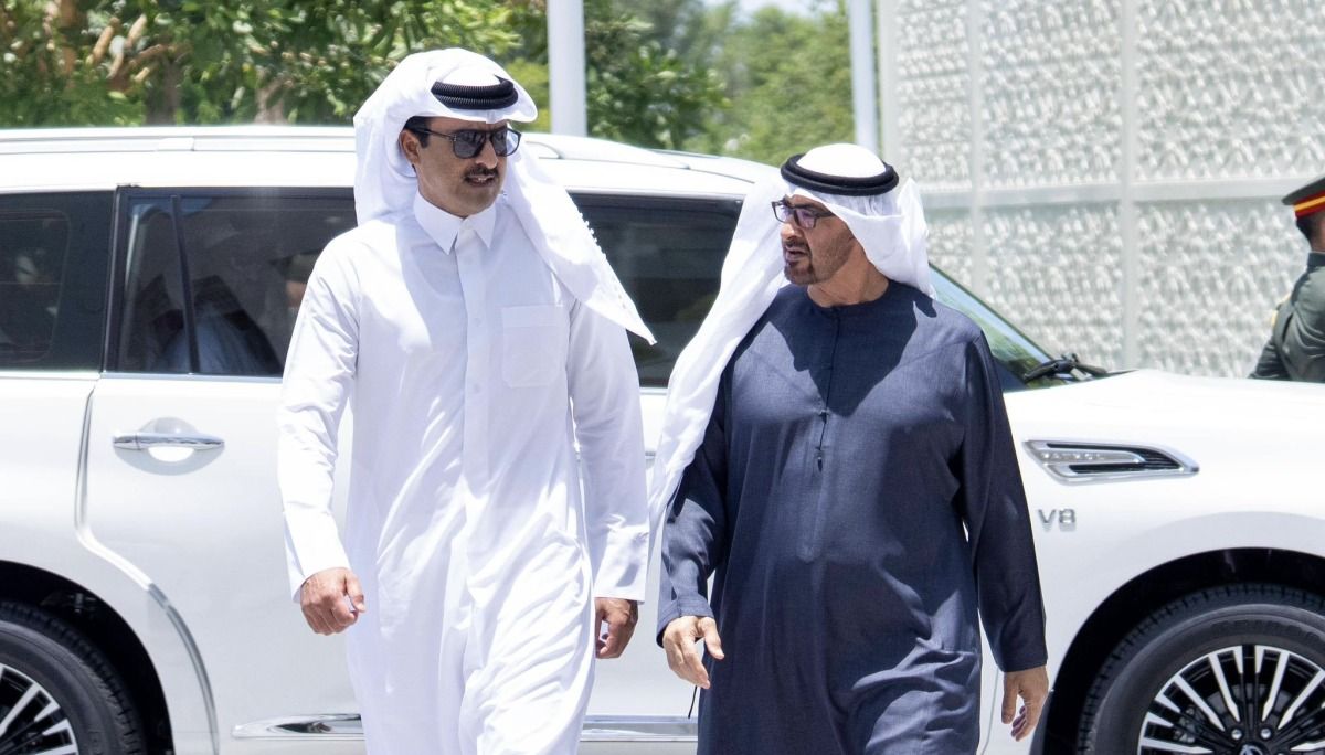 سمو الأمير يؤكد أنه بحث مع الرئيس الإماراتي آفاق تطوير التعاون الثنائي وتطورات المنطقة