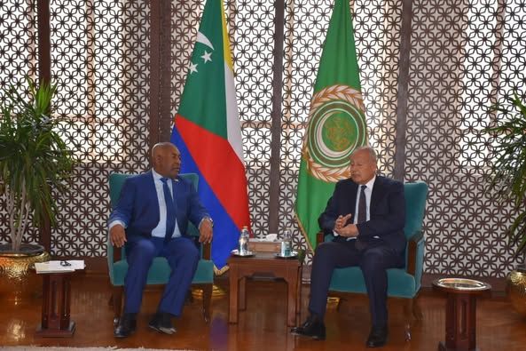 أبو الغيط يؤكد حرص الجامعة العربية المستمر على دعم جمهورية القُمر المتحدة بكافة المجالات