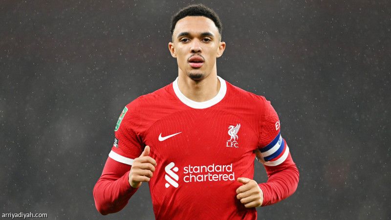 بعد 20 عاما.. أرنولد يودع ليفربول