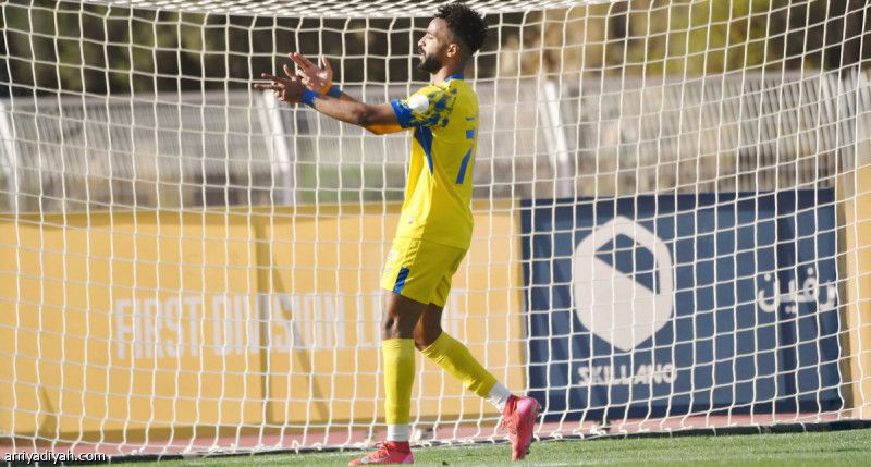 العين يكسب جدة ويتمسك بحظوظ البقاء